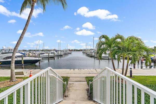 The Moorings At Lantana, 806 E Windward Way #110, Lantana, Florida 33462, image 1