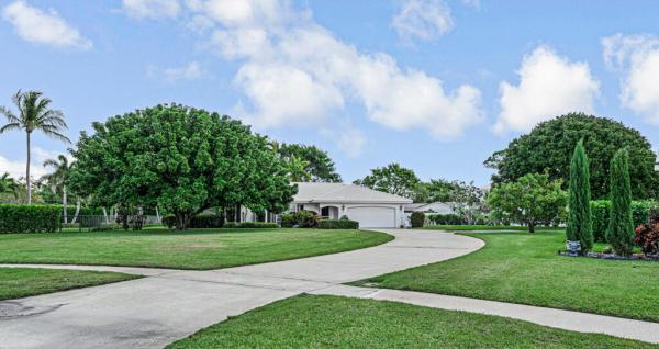 The Fairways, 22086 E Soliel Cir, Boca Raton, Florida 33433, image 1