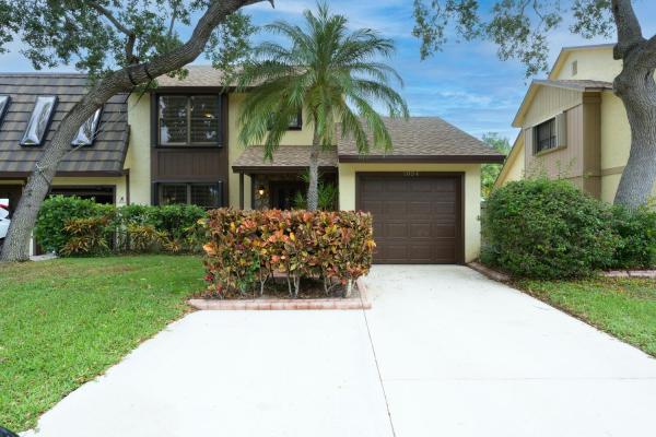 Town Oaks, 1054 Raintree Dr, Palm Beach Gardens, Florida 33410, image 1