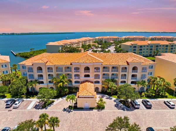 Harbour Isle East, 5 Harbour Isle Dr #203, Fort Pierce, Florida 34949, image 1