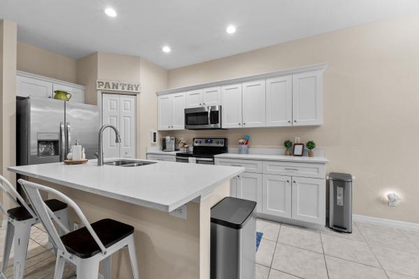 3114 Grandiflora Dr, Greenacres, Florida 33467, image 2