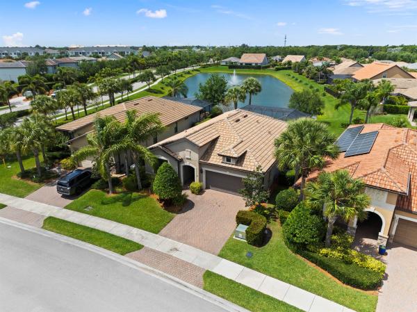 Veranda Gardens, 251 SE Courances Dr, Port St. Lucie, Florida 34984, image 1