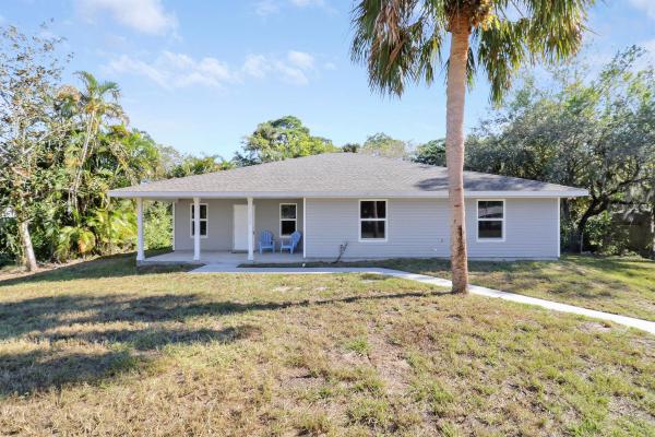 5412 Davis St, Fort Pierce, Florida 34982, image 1