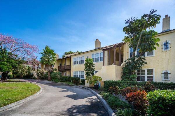 Casa Caprona, 2605 Saint Lucie Blvd #22, Fort Pierce, Florida 34946, image 1