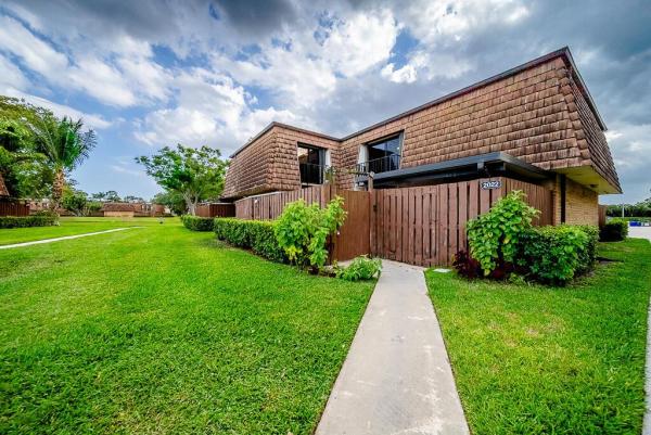 Sherwood Lakes, 2022 20th Ln, Greenacres, Florida 33463, image 1