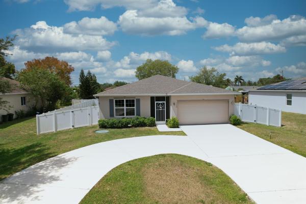 Palm Trails, 1138 SW Del Rio Blvd, Port St. Lucie, Florida 34953, image 1
