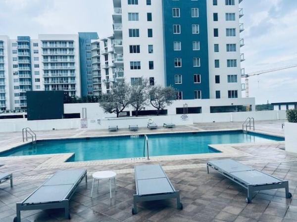 Hollywood Station, 140 S Dixie Hwy #612, Hollywood, Florida 33020, image 2