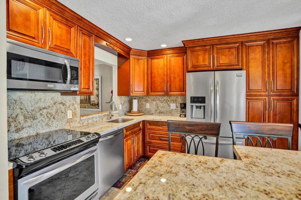 Camelot Village, 6722 Moonlit Dr, Delray Beach, Florida 33446, image 1