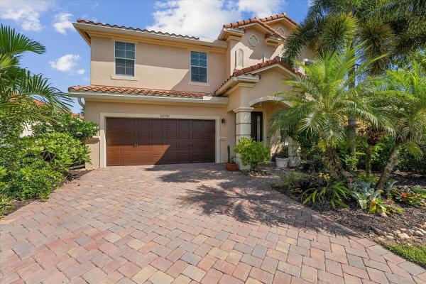 Oakmont Estates, 10731 Ivanhoe Ln, Wellington, Florida 33414, image 1