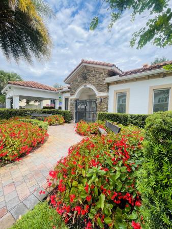 Charleston Commons, 4333 Braxton Ave, West Palm Beach, Florida 33417, image 2
