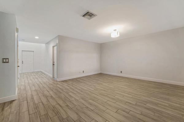 Independence Cove, 813 Imperial Lake Rd, West Palm Beach, Florida 33413, image 3