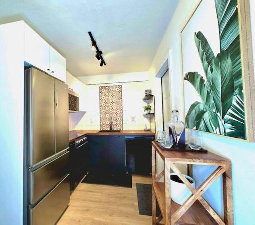 Central Oakland Park, 754 NE 40th St #A-B, Oakland Park, Florida 33334, image 2