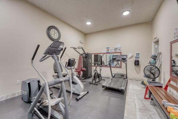 Lauderdale Oaks, 2951 NW 46th Ave #201, Lauderdale Lakes, Florida 33313, image 2