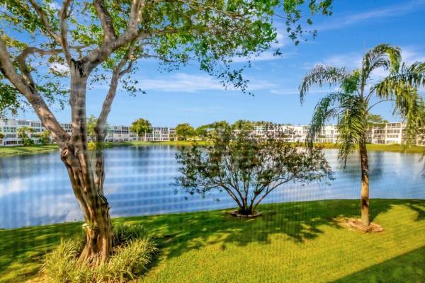 Cambridge, 2043 Cambridge C, Deerfield Beach, Florida 33442, image 3