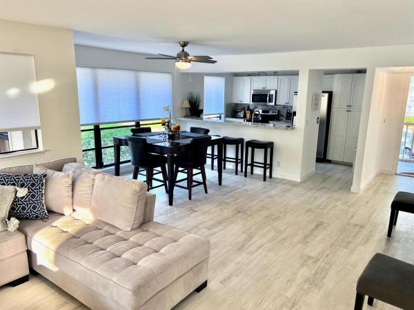 Golf Villas, 616 Brackenwood Cv #616, Palm Beach Gardens, Florida 33418, image 1