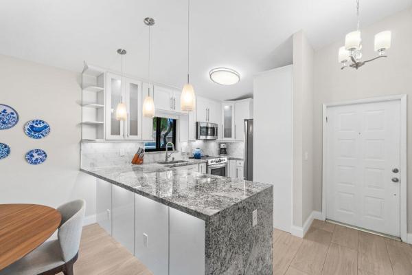 Eastgate At Whisper Walk, 8167 Summerbreeze Ln, Boca Raton, Florida 33496, image 1