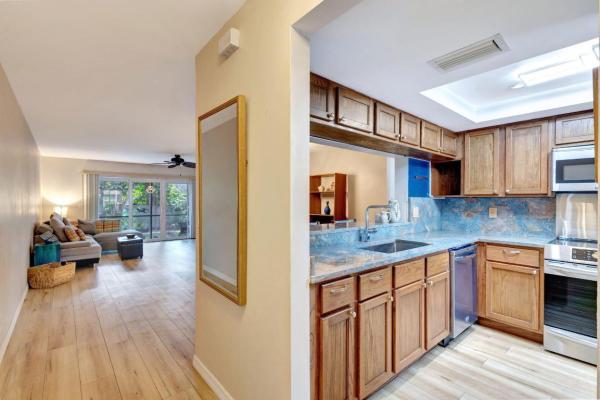 Surf Way, 3110 Surf Way #4, Riviera Beach, Florida 33404, image 2
