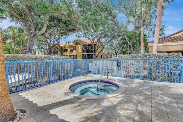 Celebration Point, 15499 N Miami Lakeway #306-5, Miami Lakes, Florida 33014, image 3