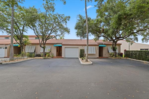 Lake Carol, 8420 Rednock Ln, Miami Lakes, Florida 33016, image 1