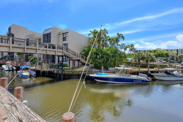 Boca Bayou, 3 Royal Palm Way ##102, Boca Raton, Florida 33432, image 1