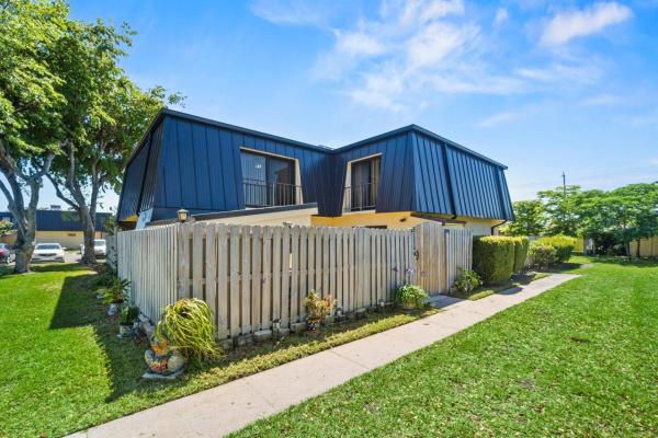 Waterside Estates, 2324 Waterside Dr, Lake Worth Beach, Florida 33461, image 1