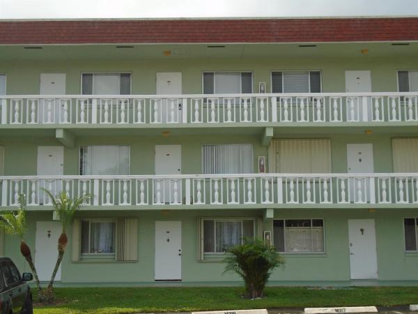 Regal Palms, 3300 Springdale Blvd #316, Palm Springs, Florida 33461, image 1