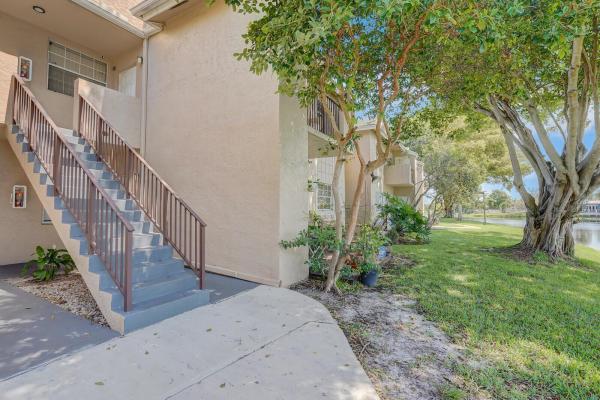 Reflections At Pembroke Pines, 1971 NW 96th Ter #9l, Pembroke Pines, Florida 33024, image 1