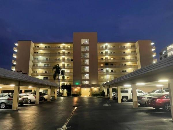 Lake Harbour Towers North, 501 Lake Shore Dr #805, Lake Park, Florida 33403, image 1
