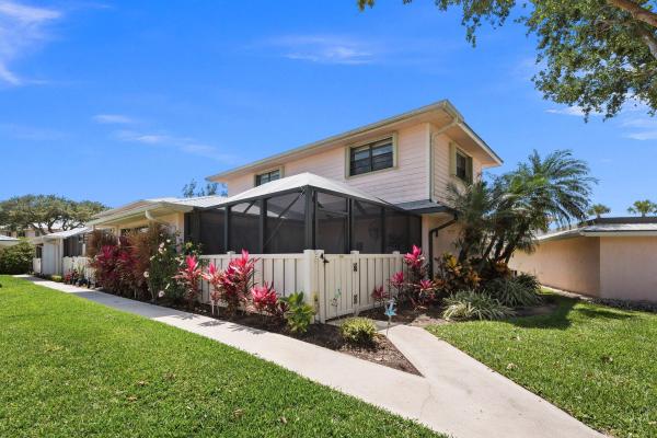 Ocean View, 1771 Gulfstream Ave #4, Fort Pierce, Florida 34949, image 2
