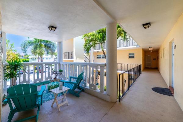 Colonial Club, 30 Colonial Club Dr #202, Boynton Beach, Florida 33435, image 3