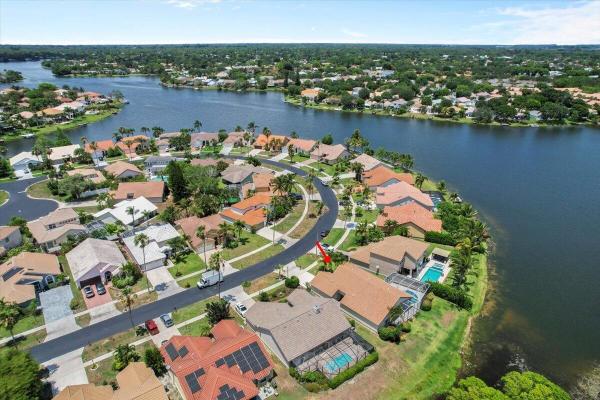 Lake Point, 12631 White Coral Dr, Wellington, Florida 33414, image 3