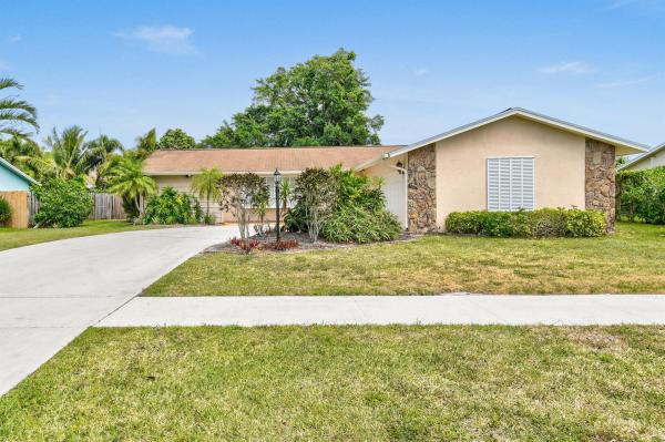 Chapel Court, 10 Chapel Ct, Tequesta, Florida 33469, image 1