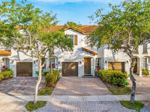 974 NE 29th Ter, Homestead, Florida 33033, image 1