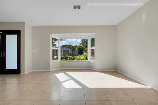 Boca Raton Square, 920 SW 11th Ter, Boca Raton, Florida 33486, image 3