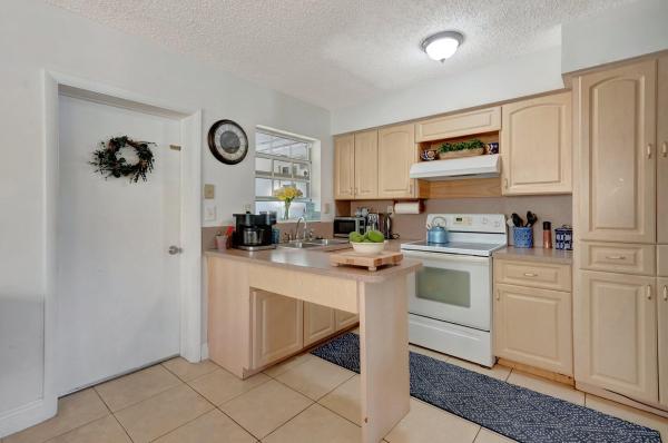 Boca Raton Heights, 391 SW 2nd St, Boca Raton, Florida 33432, image 1