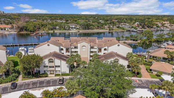 Oak Harbour, 821 Oak Harbour Dr, Juno Beach, Florida 33408, image 3