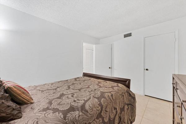 Trails End Villas, 10821 N Military Trl #19, Palm Beach Gardens, Florida 33410, image 3