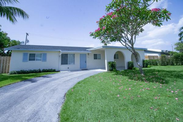 Montez Gardens, 214 SW 3rd St, Boca Raton, Florida 33432, image 1