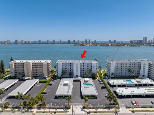 Lake Harbour Towers, 401 Lake Shore Dr #504, Lake Park, Florida 33403, image 1