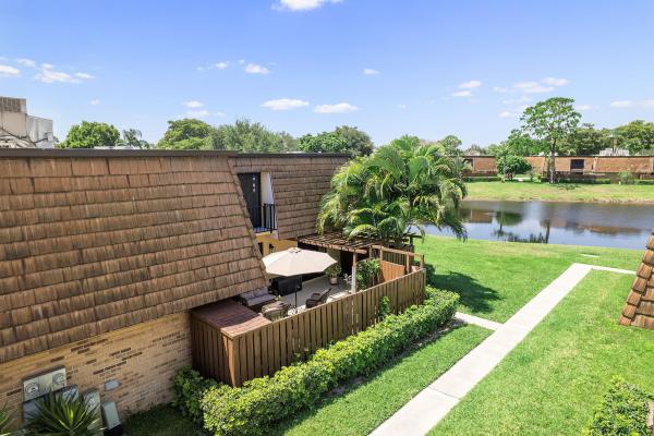 Sherwood Lakes, 2802 28th Ln, Greenacres, Florida 33463, image 1
