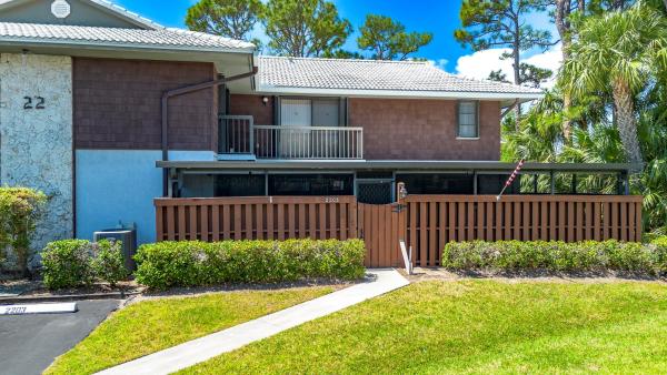 Camelot Gardens, 2203 SE Round Table Dr #C, Port St. Lucie, Florida 34952, image 1