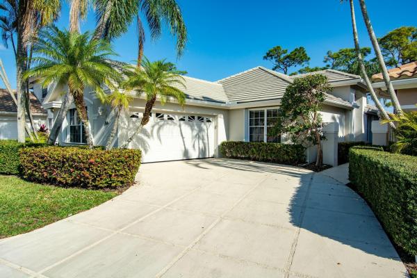 Eagleton Lakes, 159 Eagleton Ct, Palm Beach Gardens, Florida 33418, image 1
