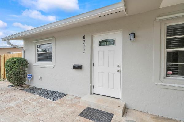 Heritage Lake Estates, 6711 Franklin St, Hollywood, Florida 33024, image 1
