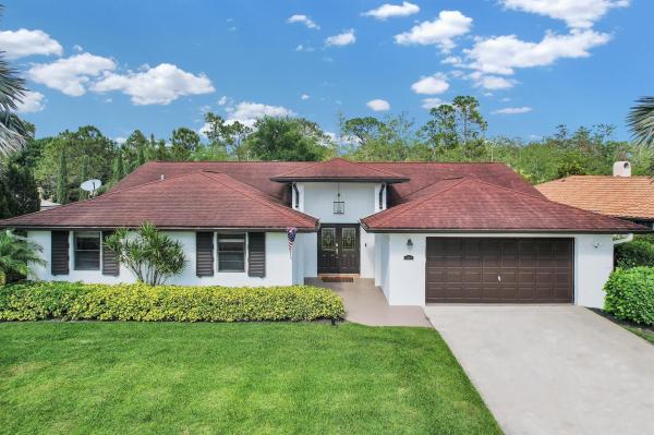 Sugar Pond Manor, 13684 Exotica Ln, Wellington, Florida 33414, image 1