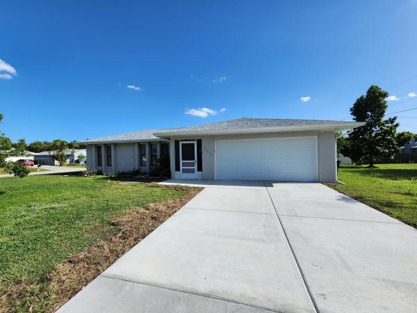 400 SW Buxton Ave, Port St. Lucie, Florida 34983, image 1