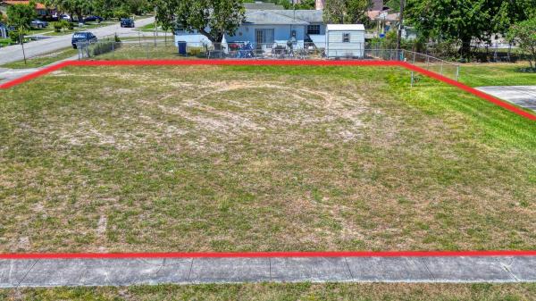 Park Manor, 398 W 23rd St, Riviera Beach, Florida 33404, image 1