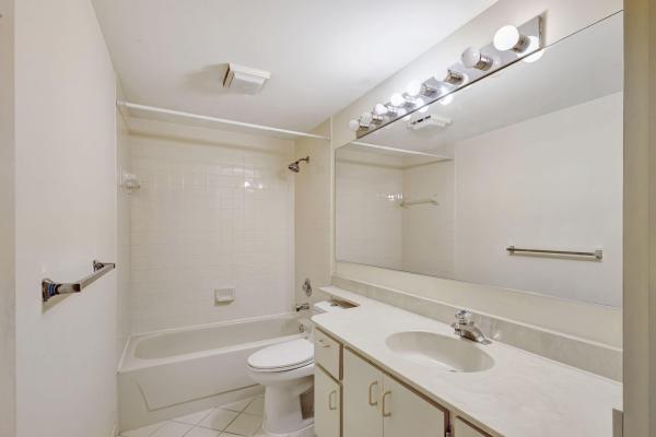 Sandalwood At Boynton Beach, 736 Buttonwood Ln, Boynton Beach, Florida 33436, image 2