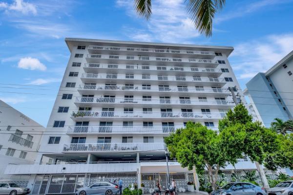 The Presidential, 401 Ocean Dr #220, Miami Beach, Florida 33139, image 1