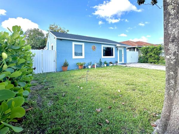 Bunker Hill, 946 Mcintosh St, West Palm Beach, Florida 33405, image 1