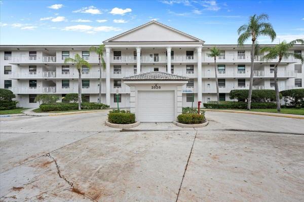 Whitehall, 3526 Whitehall Dr #106, West Palm Beach, Florida 33401, image 1